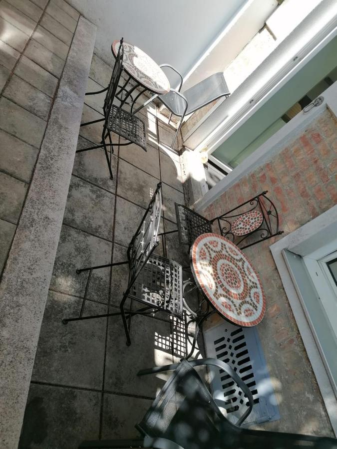 Apartments Near Schoenbrunn Palace Виена Екстериор снимка